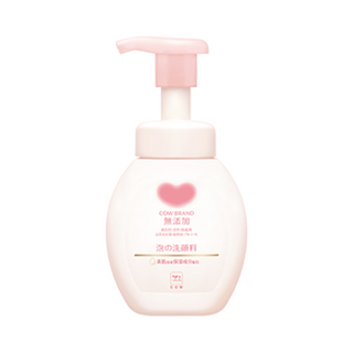 Cow Brand Mutenka: Foaming Facial Cleanser